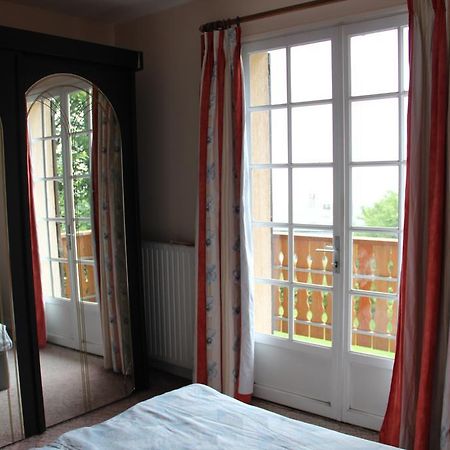 Holiday Home Maison De La Litiere Pugny-Chatenod Kamer foto